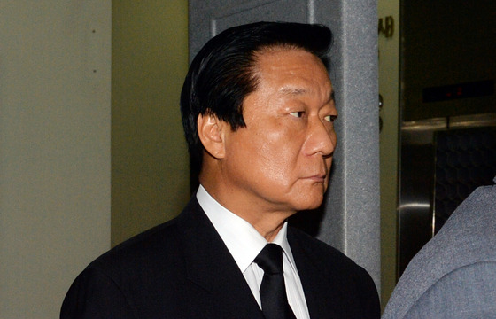 '헬기 도입비리' 김양 前보훈처장 1심서 징역 4년(종합) - 머니투데이