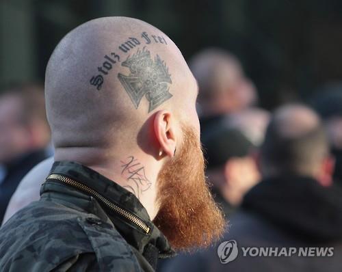 독일 新나치 극단 발호..쾰른서 '인종청소' 암시 주장도(종합) - 연합뉴스