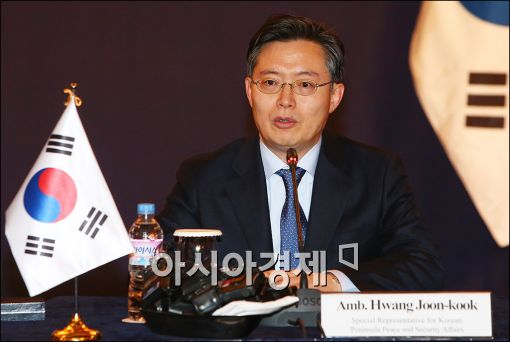 14일 한·중 6자회담 수석대표 회동..적극적 '대북 제재' 조율 - 아시아경제