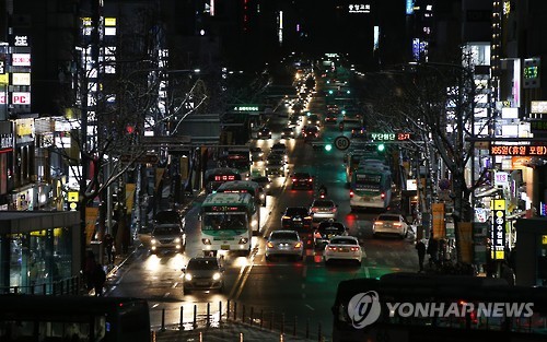3cm 눈에 수원 퇴근길 마비..