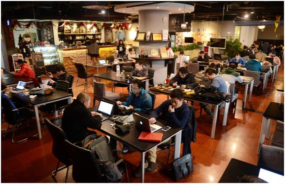 中 미래의 잡스들, 창업카페에서 섞이다 - 한국일보