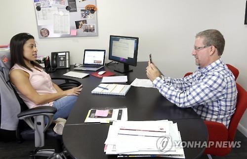 '업무 중 스마트폰 금지' 놓고 고민 빠진 호주기업들 - 연합뉴스