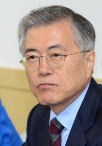 문재인 대표 신년 기자회견 중 기자들과 일문일답 | 인스티즈