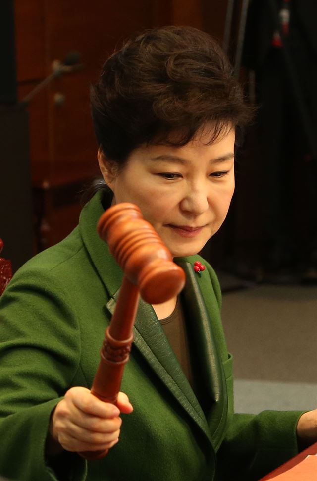 朴대통령, 대북 제재 강조하며 中 언급은 안했다 - 한국일보