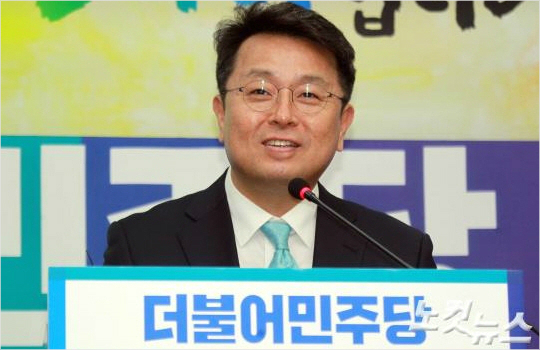 이철희 "더민주는 전략, 국민의당은 리더십 부족" | 인스티즈