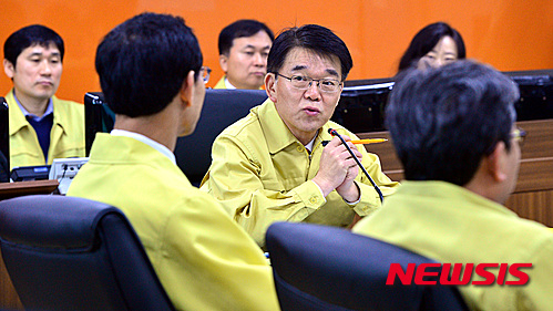국토부, 제주공항 체류여객 수송 항공사 긴급 점검회의 - 뉴시스