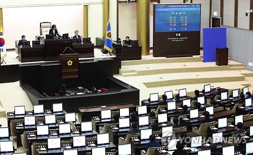 경기도의회 올해 예산안 지각 처리..준예산 사태 종식(종합) - 연합뉴스