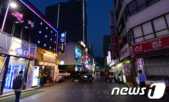 북창동 룸살롱 바지사장, 경찰 조사서 