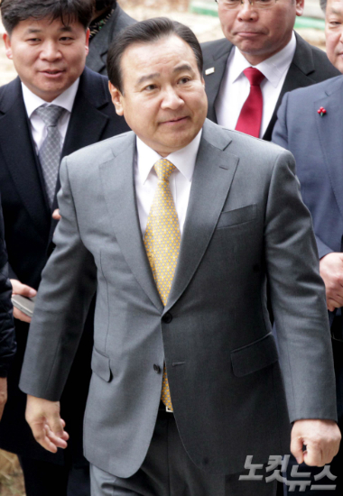 '성완종 리스트' 이완구 전 총리 유죄 - 노컷뉴스