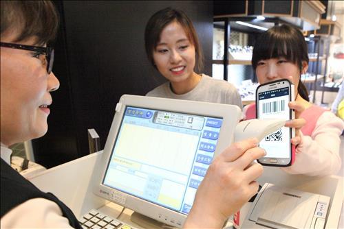 외국인 지갑 더 열까..백화점·마트, 부가세 즉시 환급(종합) - 연합뉴스