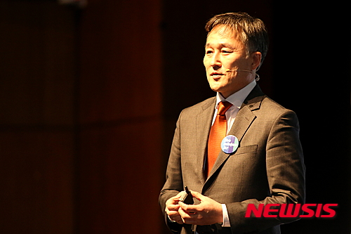 더민주, 외부영입인사 공천 면접..날선 질문에 '진땀' - 뉴시스