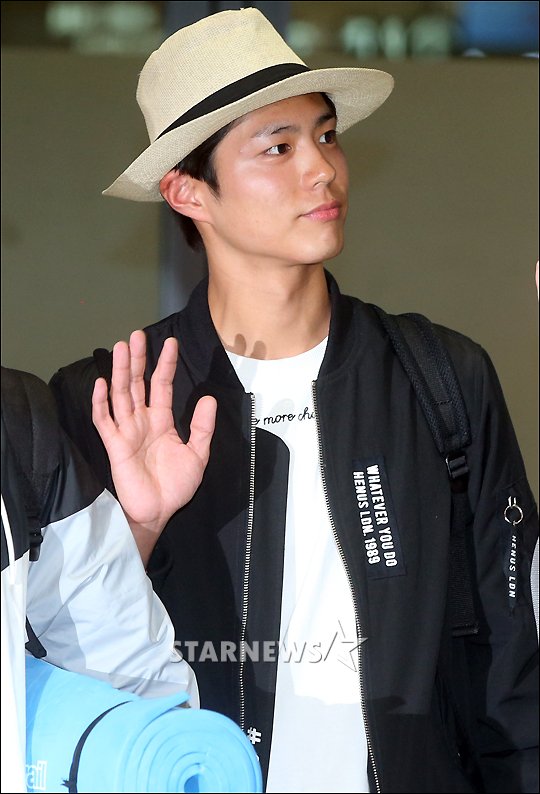 인종이 바뀌어 돌아온 박보검 | 인스티즈