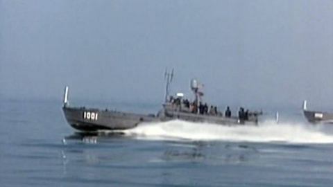 北 경비정 NLL 침범..軍, 76mm 함포 5발 경고 사격 - YTN