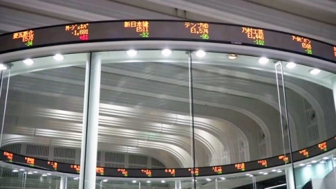 日 금융시장 요동..닛케이지수 5% 넘게 폭락 - YTN