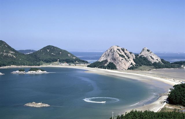 구불길에서 본 고군산군도 풍경. 한국관광공사 제공