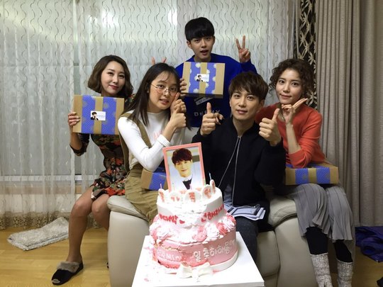 생일파티 이미지