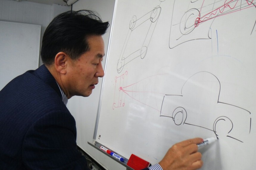 화이트자동차정비 이미지
