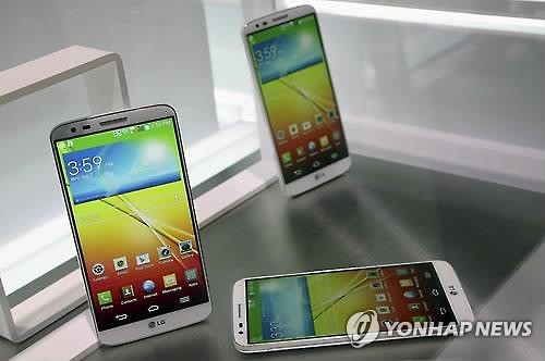 LG G5 '증조부뻘' G2 단돈 1천원에 판매 - 연합뉴스