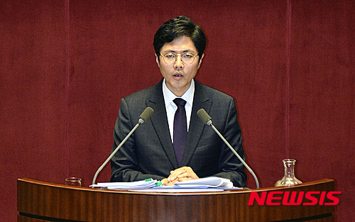 김광진, 333분간 필리버스터..'전설의 DJ' 기록 갱신 - 뉴시스
