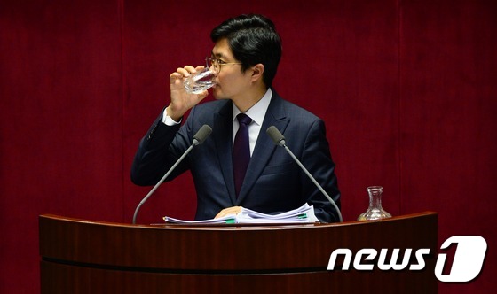 더민주, 광주·전남 경선 참여 현역 의원 3명 모두 탈락 - 뉴스1