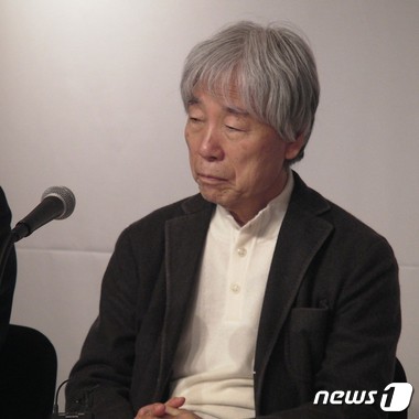 이우환 화백 작품 위조범 구속..일본서 검거돼 국내 송환(종합) - 뉴스1