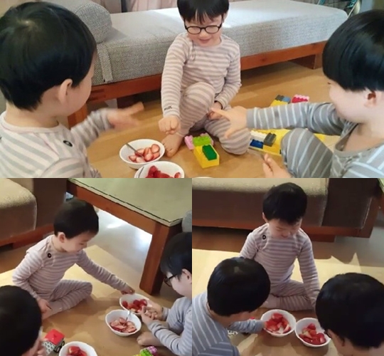 삼둥이네 이미지