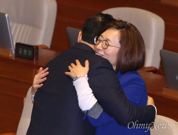 은수미·김경협 경선 통과 유대운·김기준·이상직·김우남 탈락 - 오마이뉴스