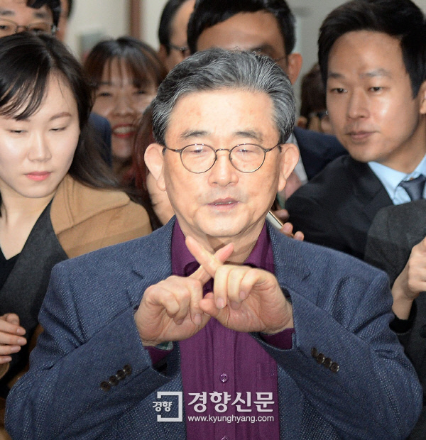 친박계 '김무성 저격' 소문이 사실로..여 내분 전면전 양상 - 경향신문