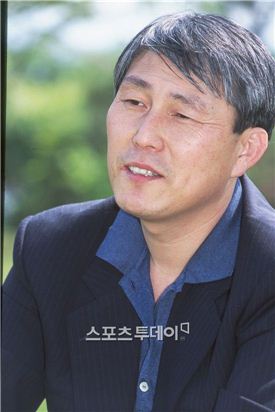 조훈현, 새누리 입당 "이세돌 져서 멘붕..바둑계 발전 위해 일하겠다" | 인스티즈