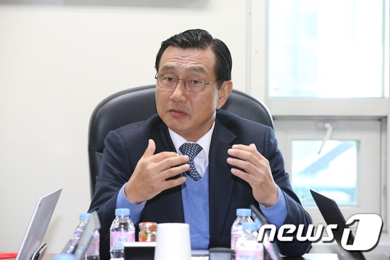 이정관 이미지