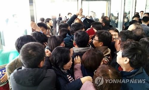 광주시노조 '전공노 가입 찬반투표' 중단 뒤 3주 연장(종합) - 연합뉴스