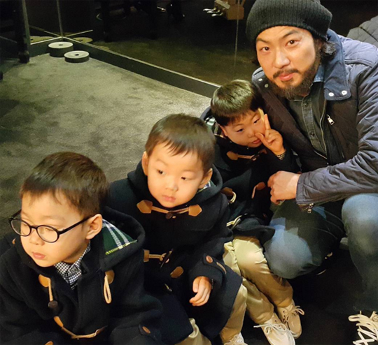 삼둥이네 이미지