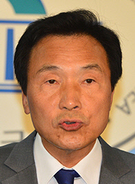 출마 측근 격려, 손학규 움직이나 - 경향신문