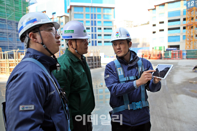 플랜그리드 이미지