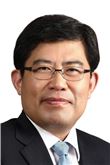 윤창현 서울시립대 교수, 공자위 민간위원장