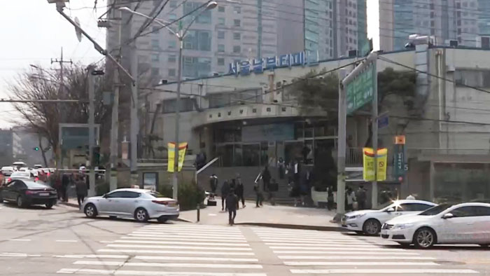 서울 남부터미널역 인근서 테러의심 신고..경찰 출동 - 연합뉴스TV