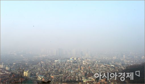 숨 막히는 미세먼지..더 답답한 정부·지자체 '무대책' - 아시아경제