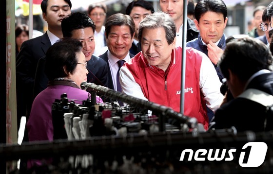 [종합] 여야, 일제히 3色 서울 작전 돌입..바닥 다지기 올인 - 뉴스1