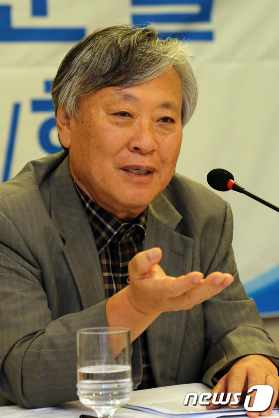 소설가 이문열