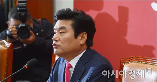 與, 비대위+복당 놓고 의견 '제각각'..갈등 격화되나 - 아시아경제