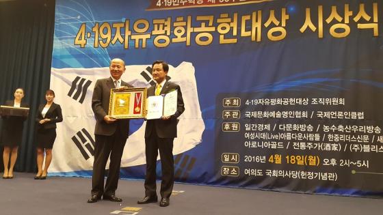 최*윤 이미지