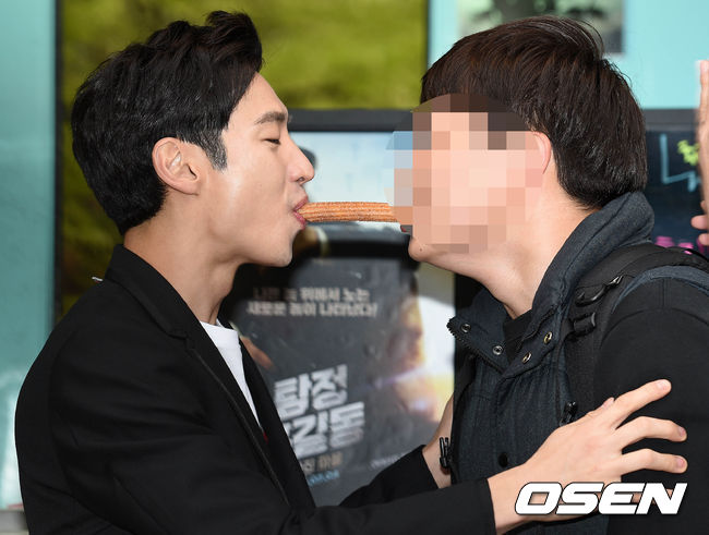 오늘 뜻하지않게 야리꾸리하고 퀴어물닥빙한듯 했던 이제훈과 남자팬 (알렉스소환) | 인스티즈