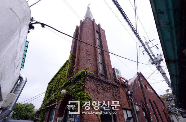 85년 역사의 서촌 지킴이 '체부동교회' 서울시 인수 '시민 오케스트라' 무대로 - 경향신문