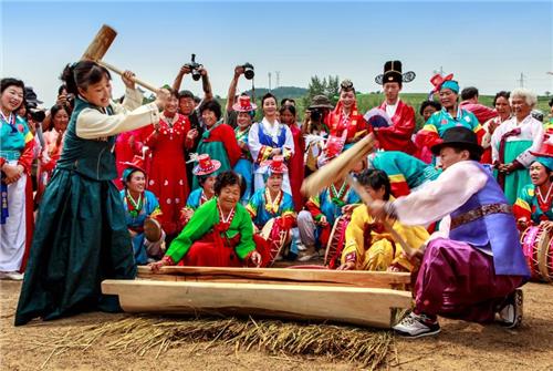 中 허룽서 24일부터 연변 최대 '진달래축제' 개최 - 연합뉴스