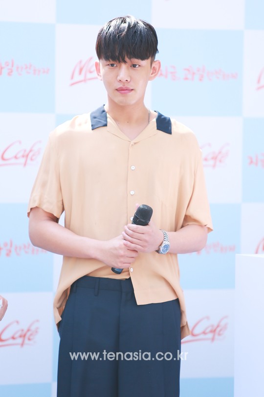 오늘자 투블럭한 짱잘 유아인 .jpg | 인스티즈