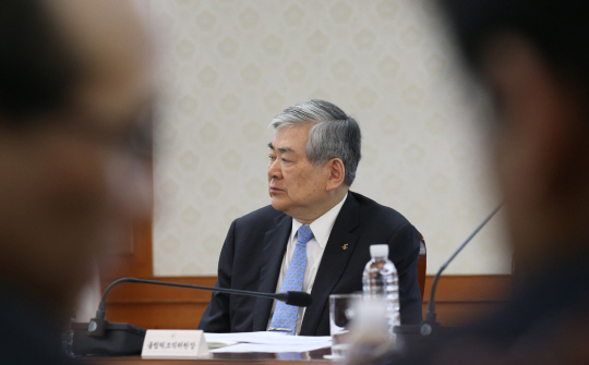 고민 깊어진 조양호 회장..이란 사절단도 불참 - 서울경제