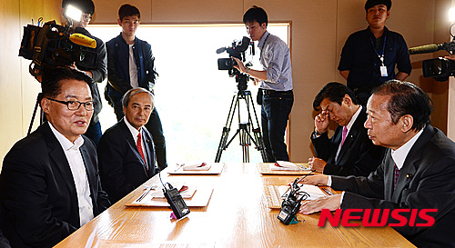 박지원 국민의당 원내대표, 일본 자민당 총무회장 오찬 - 뉴시스