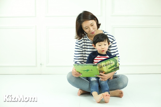엄마와아이 이미지