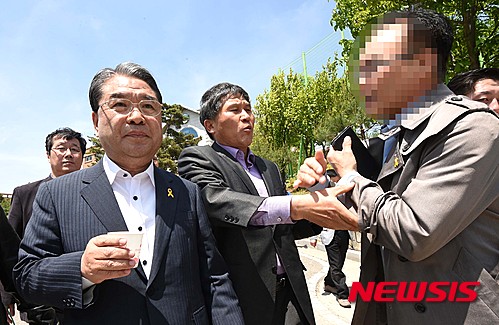 이재정 경기교육감, 유가족 방문