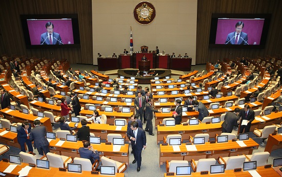 '상임위 청문회' 국회법 개정안 본회의 통과 - 뉴스토마토